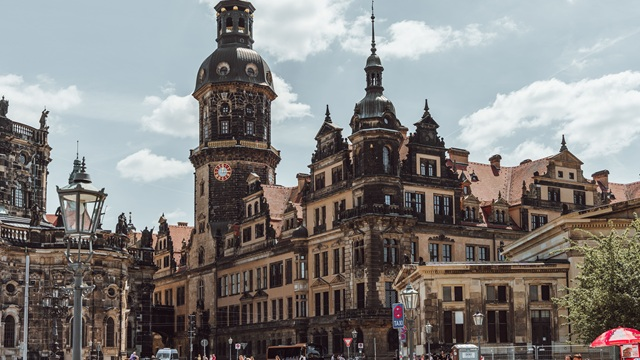 1. Restrukturierung & Sanierung, Geschäftsleiterhaftung & D&O, Insolvenzverwaltung Dresden.